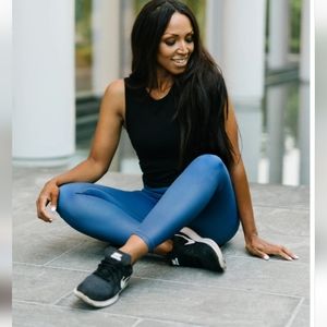 Zyia Blue Metallic LnT 7/8 Leggings Size 16-18